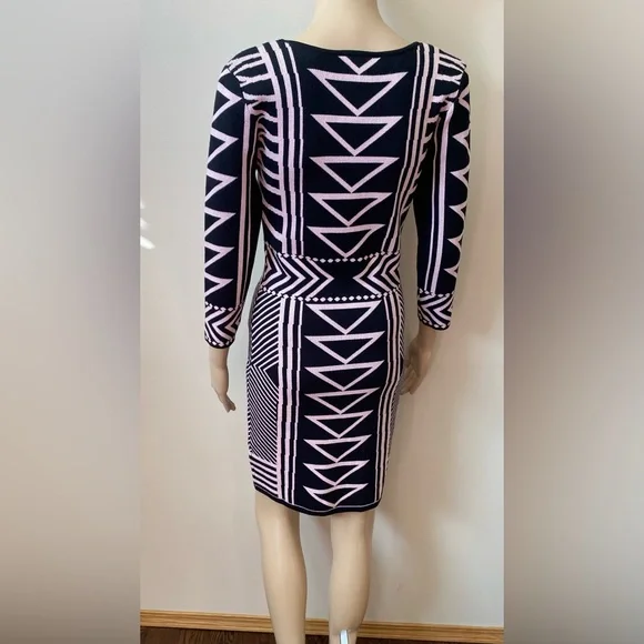 Derek Heart - Picture 2 of 2